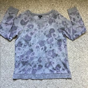 Beautiful Realativity Sweat Shirt. Size large.